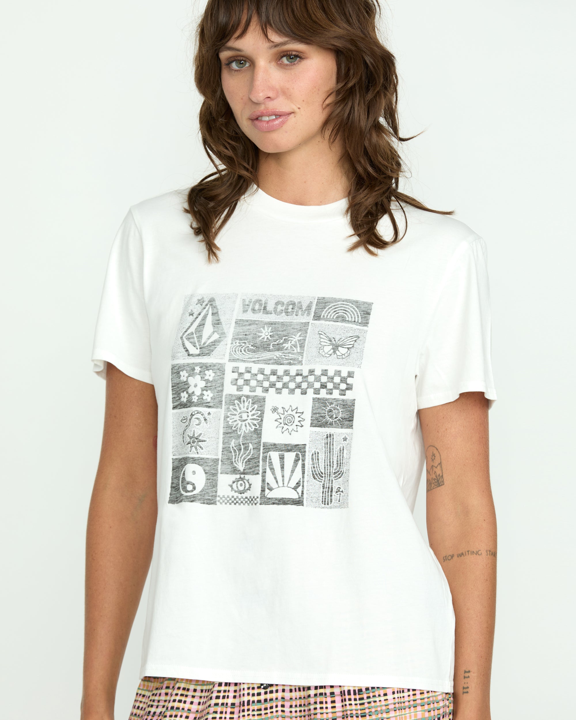 Women's Lock It Up Tee - Image 5